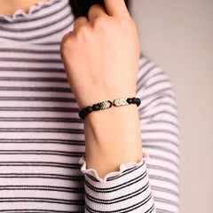 Sacred Arrow - Gold/Black