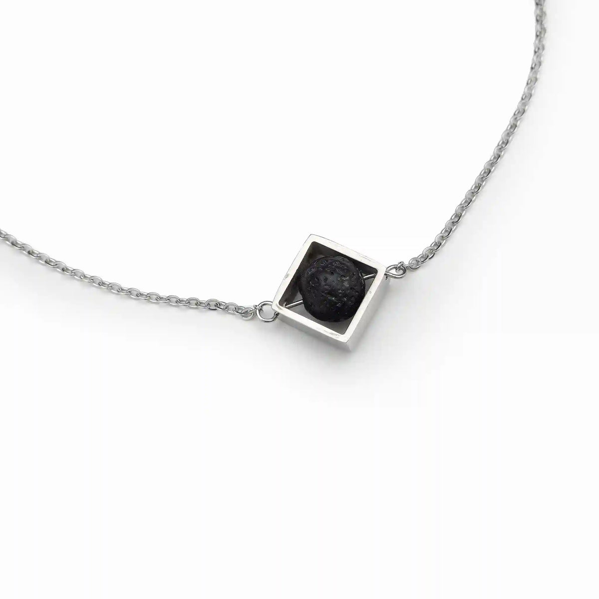 Grounded Diffuser Necklace